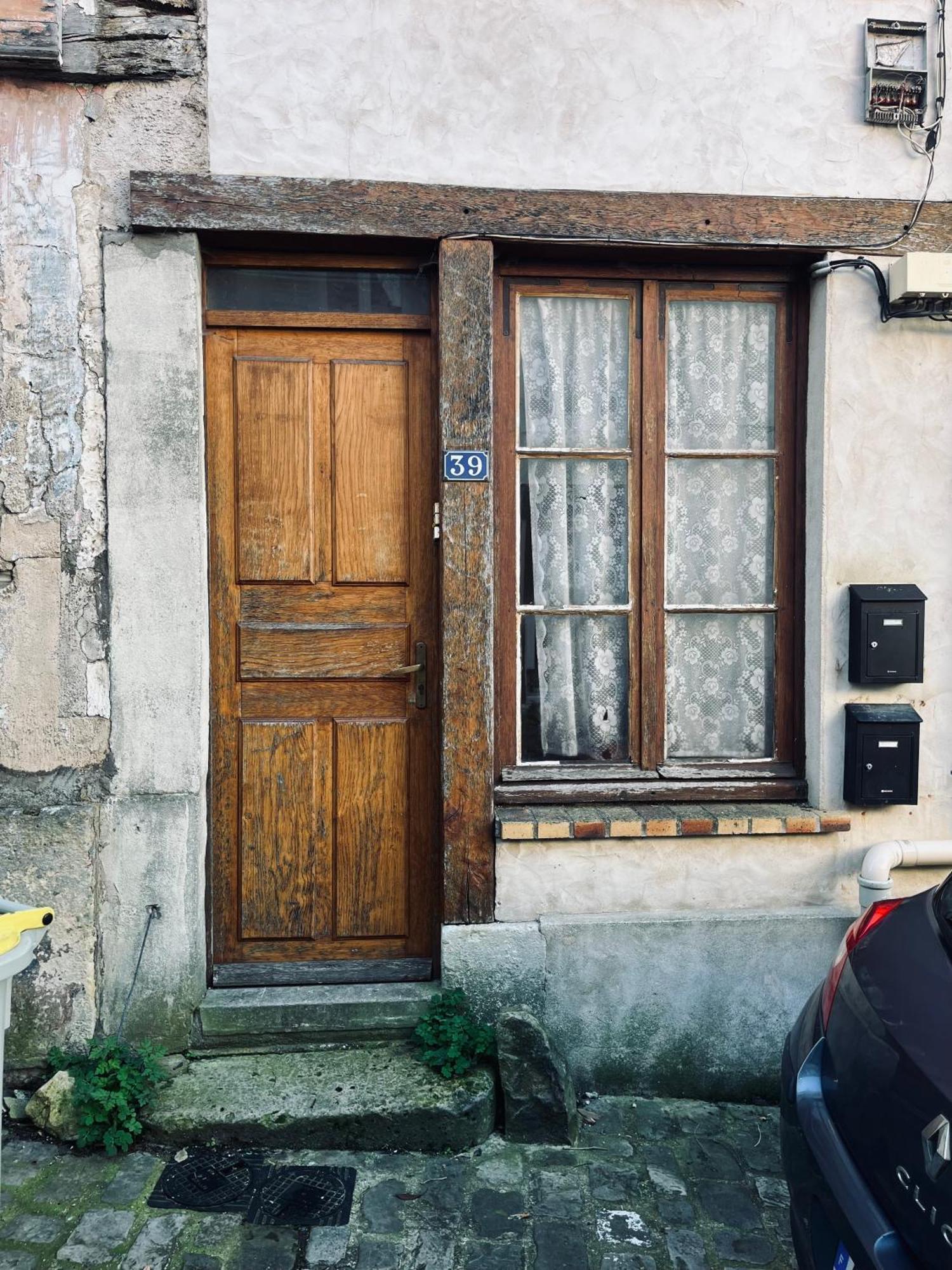 La Vue Secrete De Apartment *